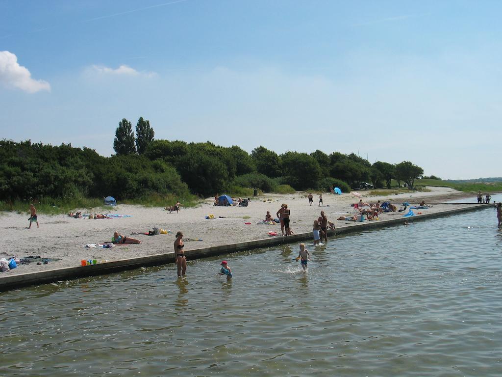 Nakskov Fjord Camping & Cottages Ngoại thất bức ảnh