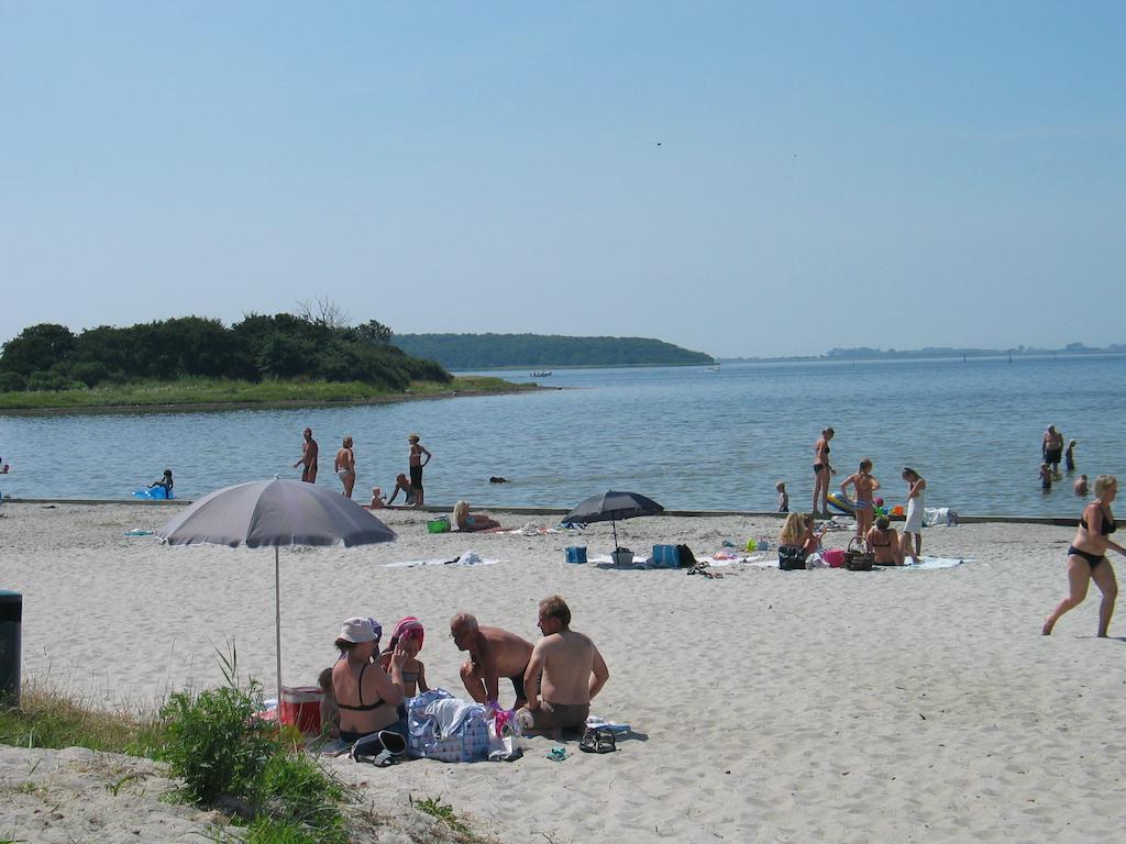 Nakskov Fjord Camping & Cottages Ngoại thất bức ảnh